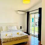 빌라 Pejemi - Garden Retreat