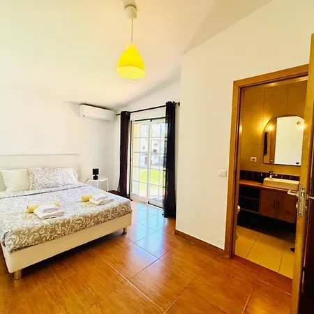 Pejemi - Garden Retreat Villa Ferragudo (Faro)