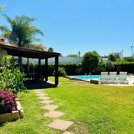 Pejemi - Garden Retreat Villa Ferragudo (Faro)
