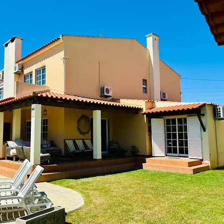 Pejemi - Garden Retreat