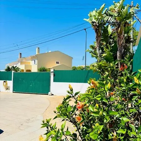 Pejemi - Garden Retreat
