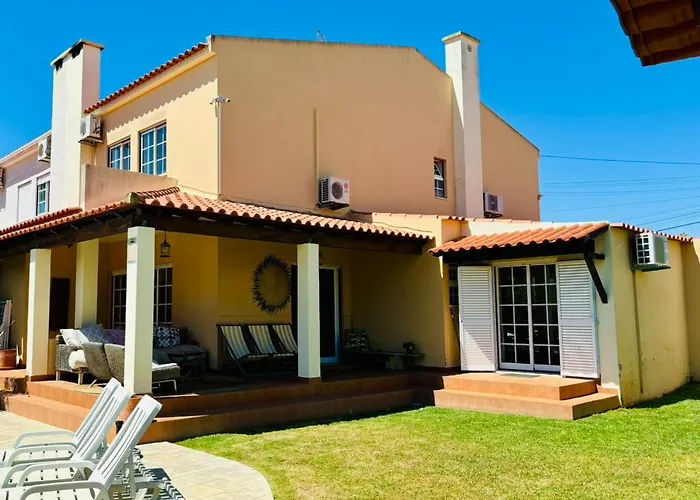 Pejemi - Garden Retreat