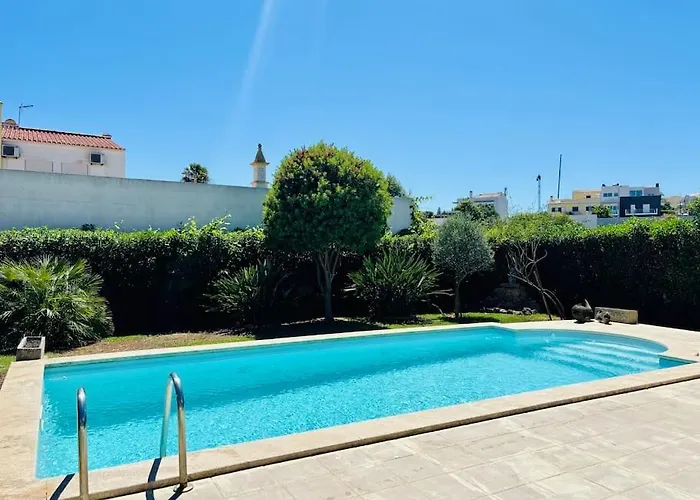 Villa Pejemi - Garden Retreat *