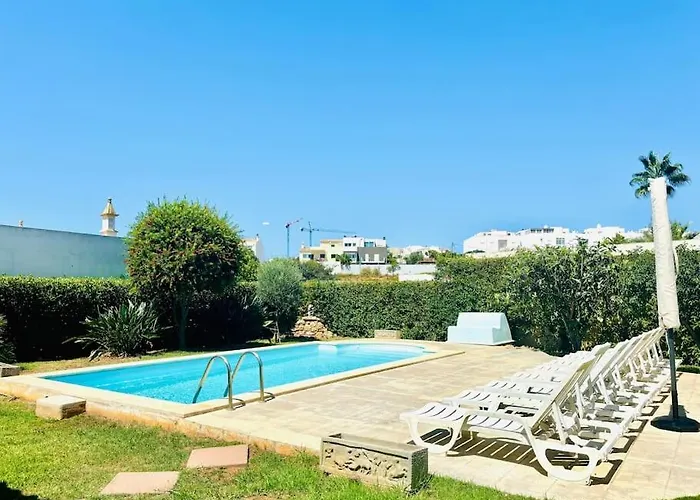 Villa Pejemi - Garden Retreat
