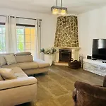 Pejemi - Garden Retreat *